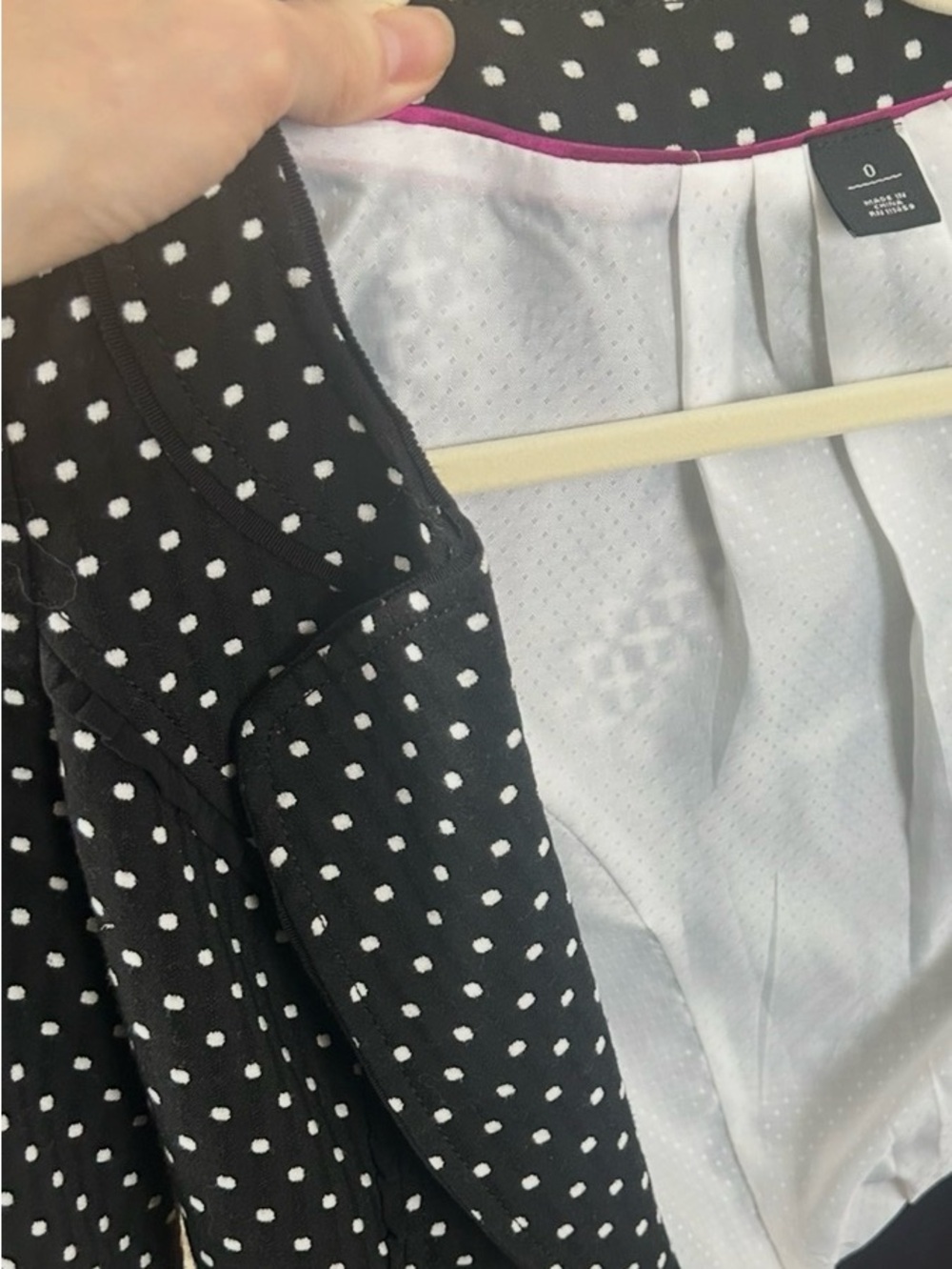 White House Black Market Black & White Polka Dot Cropped Jacket - Picture 4 of 6